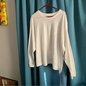 Old Navy Cream Long Sleeve Tee